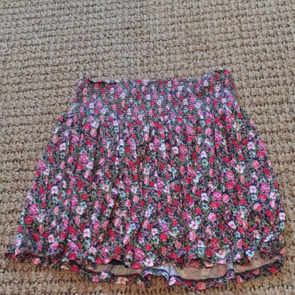 Floral print Forever 21 Skort Size Medium